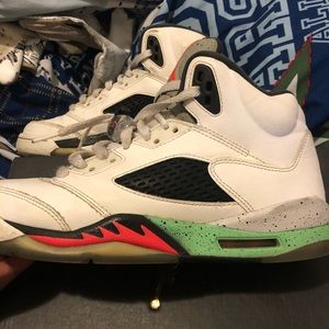 Retro Jordan 5 Space Jam